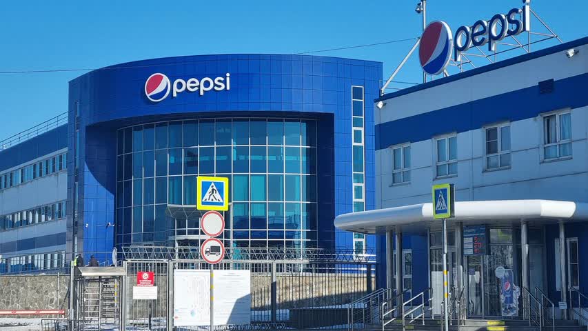 Фото - Pepsi Co прекратила производство газировки в России