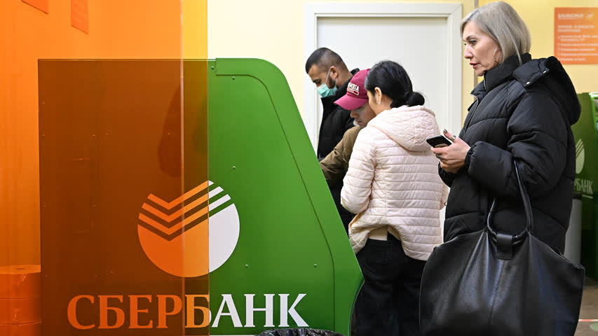 Фото - Сбер первым в России переведет банкоматы на собственную операционную систему