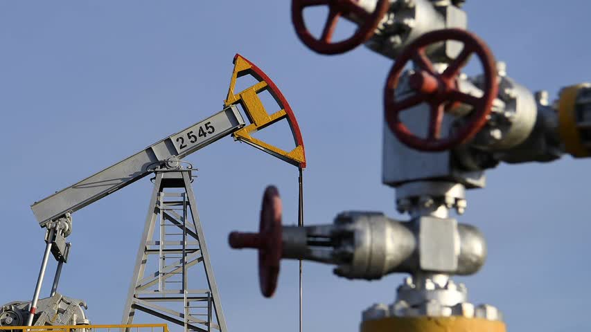Фото - Путин заявил о неизменном уровне добычи нефти в России