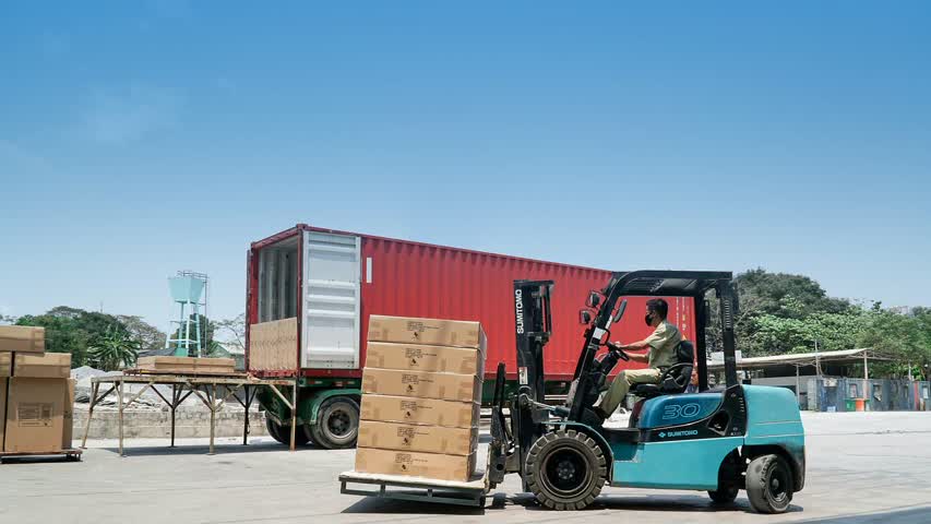 Фото - В Минтрансе разъяснили порядок доставки грузов после запрета перевозчиков из ЕС