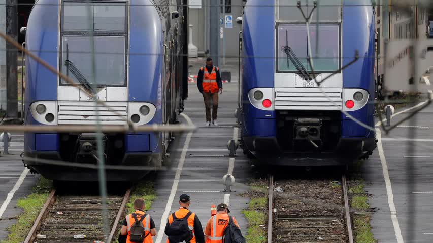 Фото - Во Франции задумались о закрытии железнодорожных линий из-за энергокризиса