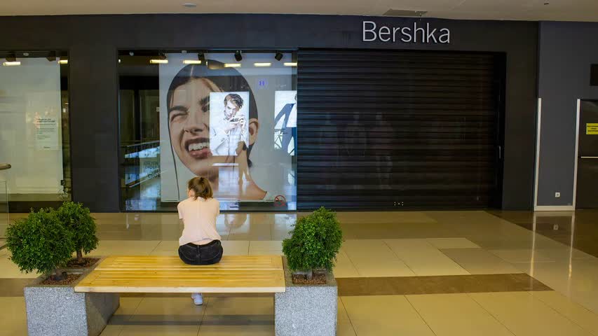 Фото - Бренды Zara и Bershka окончательно отказались от продаж в России