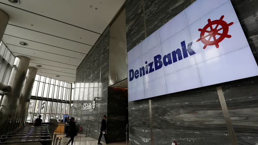 Фото - Один из крупнейших турецких банков резко ужесточил правила для россиян
